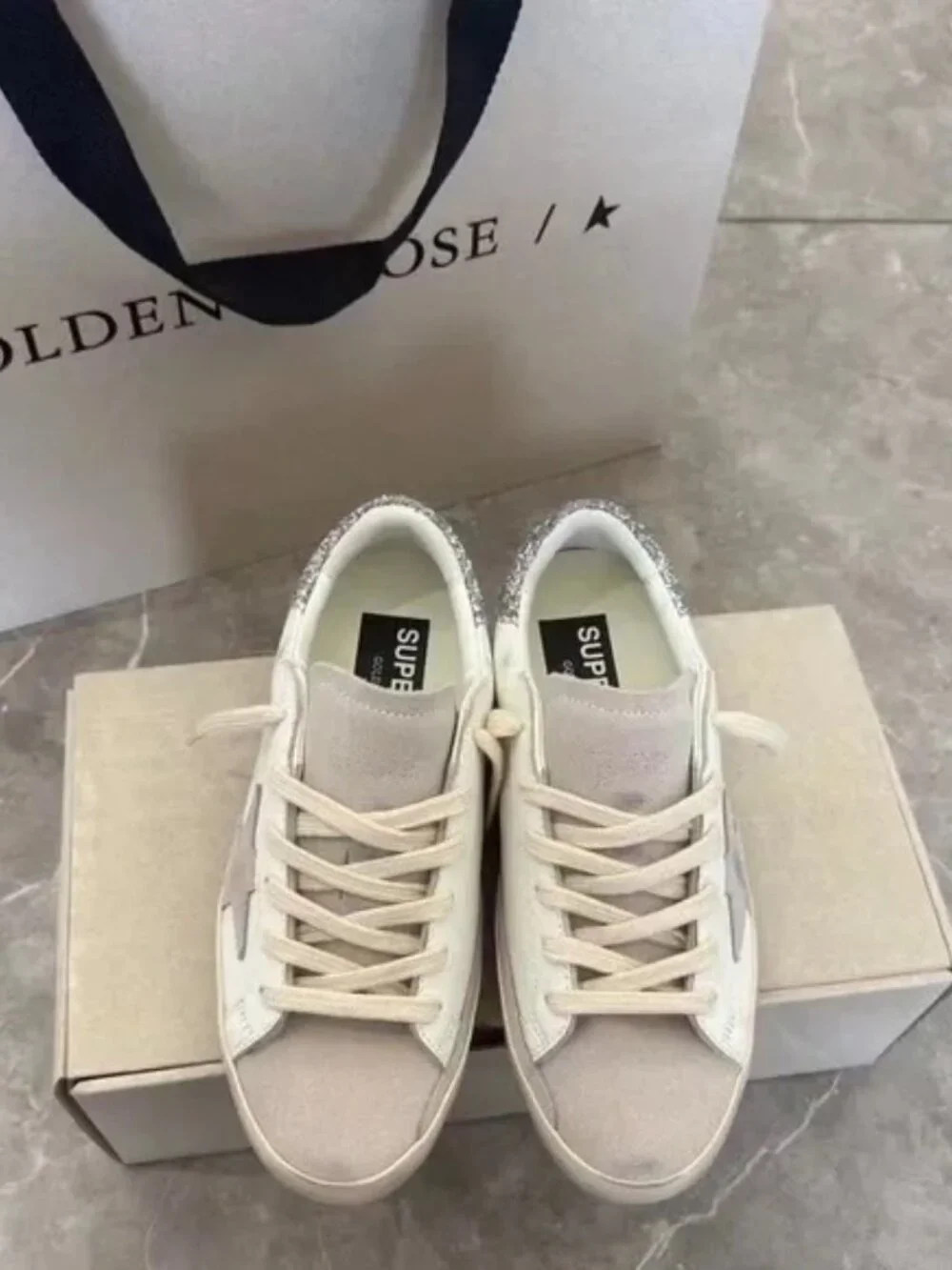 Golden Goose Women's Sneakers - Picture 3 of 6